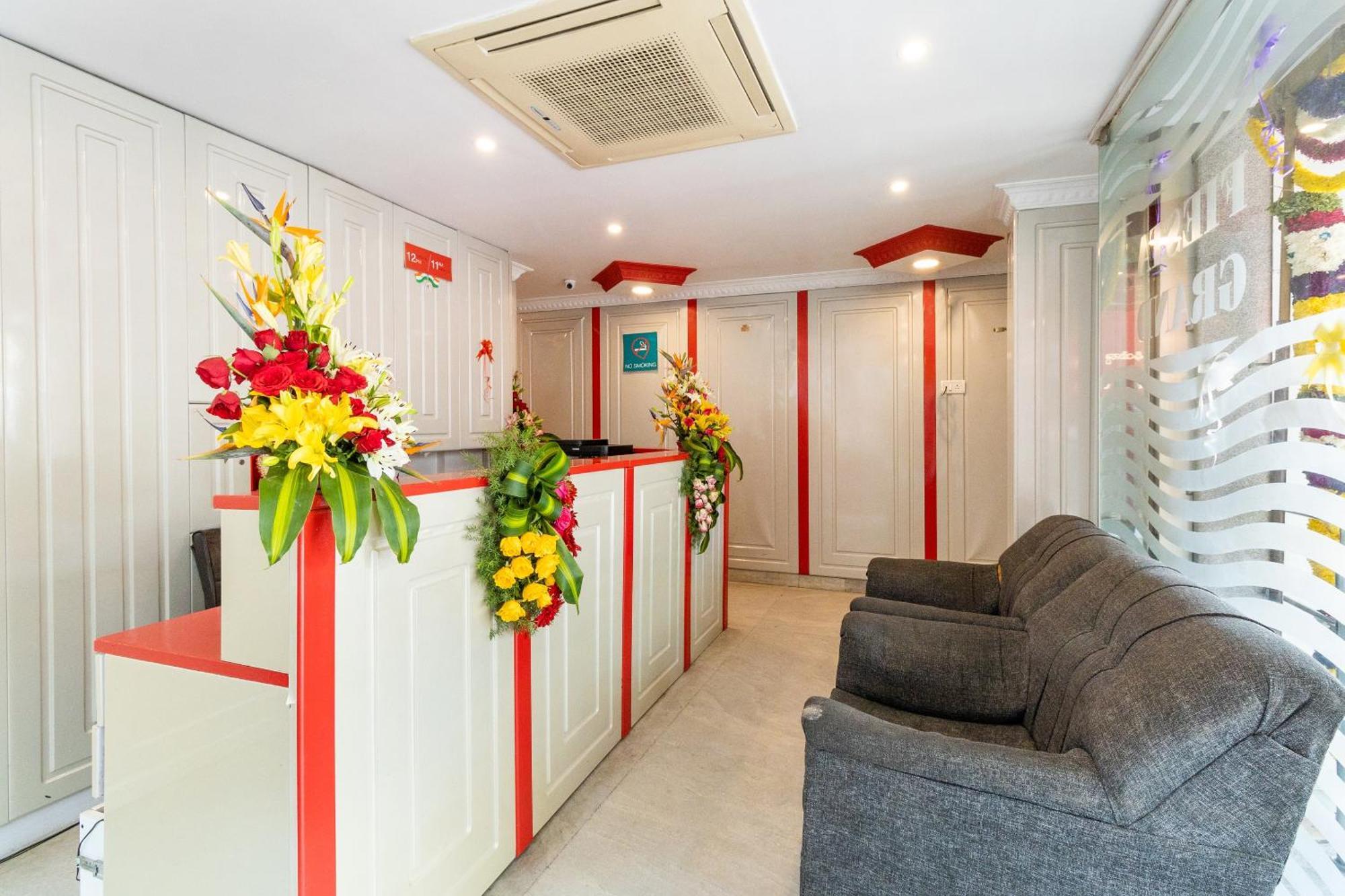 Oyo Hotel Fiesta Grand Bengaluru Zewnętrze zdjęcie